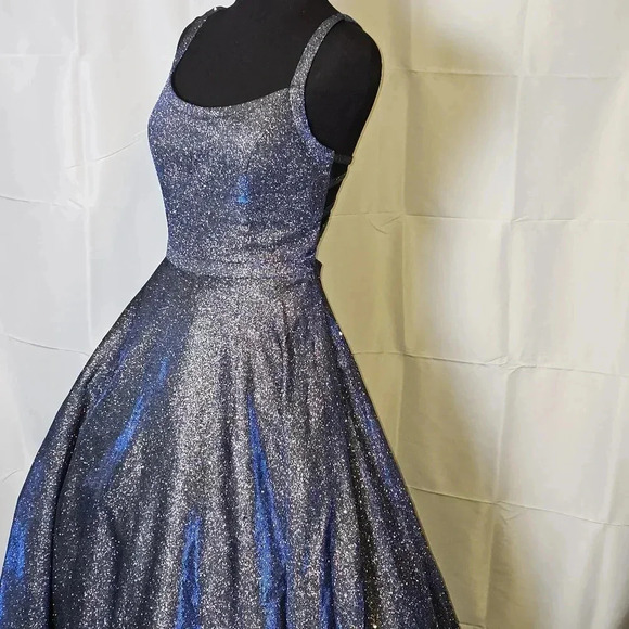 Sherri Hill Shimmery Blue/Purple Iridescent Ball Gown  6 Prom Dance Quinceanera - Picture 4 of 15